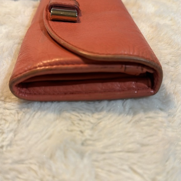 Chloe Peach Wallet With A Snappy Snap Button & Zipper is Zippy - Picture 13 of 16